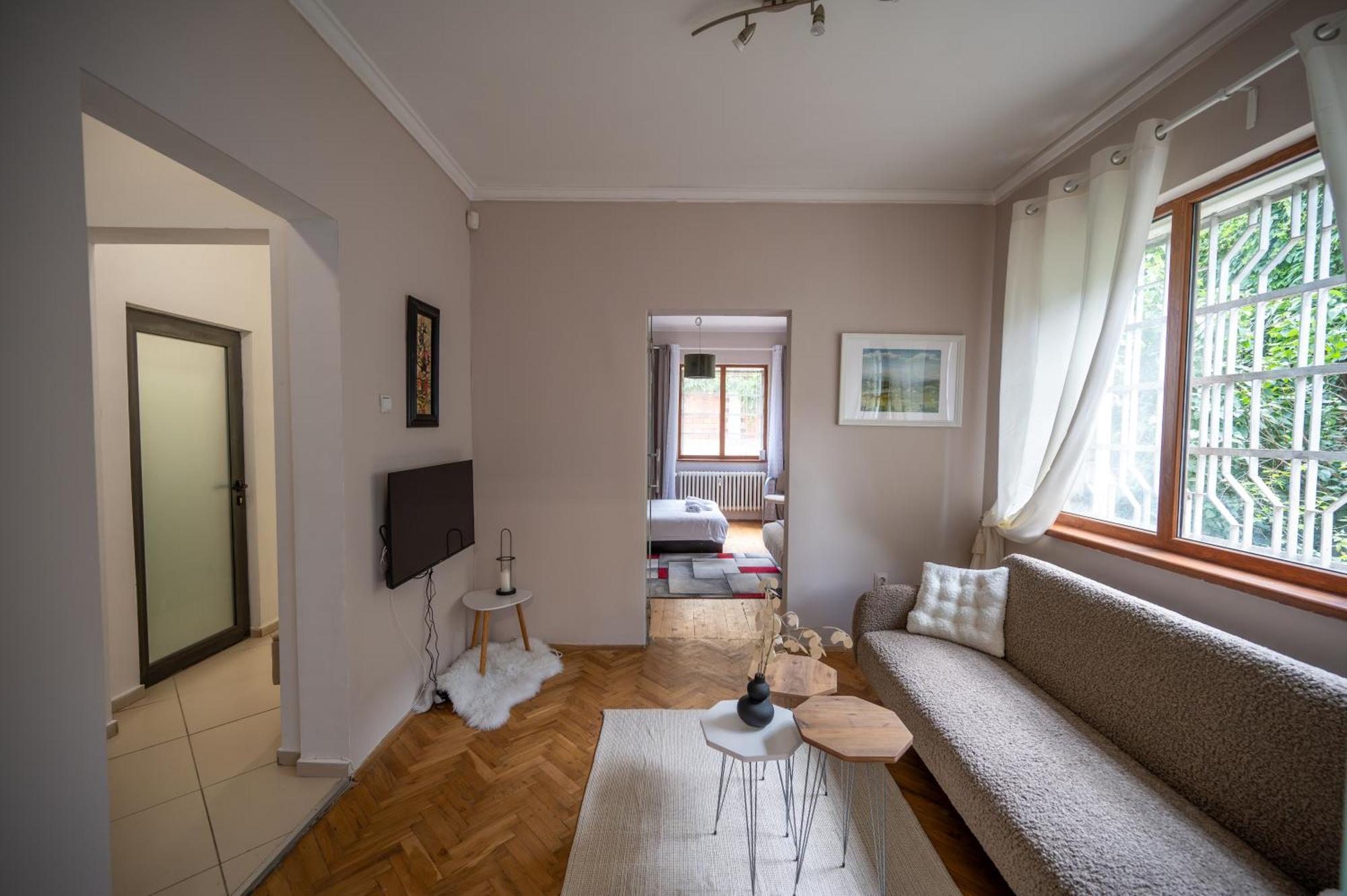Beautiful Two-Bedroom Apartment In City Center Sofia Luaran gambar